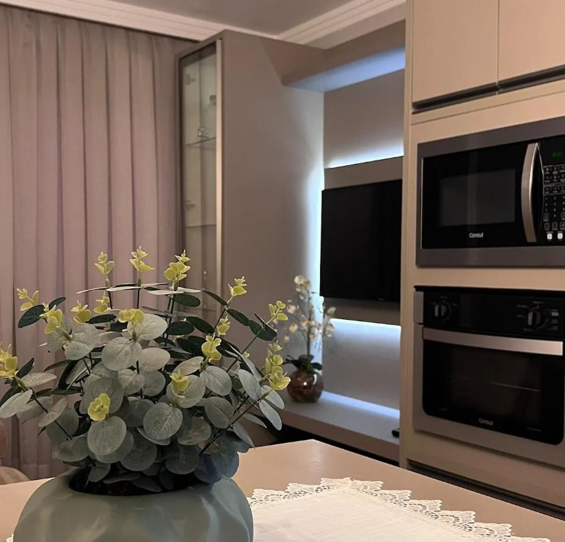 Apartamento Para Casais Proximo A Roda Gigante Com Uma Vaga De Garagem Balneário Camboriú